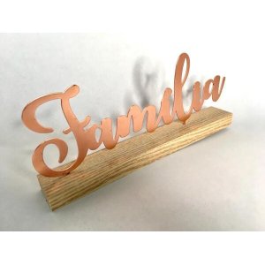 Enfeite Decorativo G FAMÍLIA metal Rosé com Base em Madeira 26,5x10x4cm