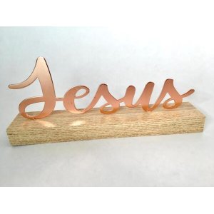 Enfeite Decorativo JESUS metal Rosé com Base em Madeira 20x8x4cm
