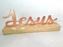Ver imagem 1 de Enfeite Decorativo JESUS metal Rosé com Base em Madeira 20x8x4cm