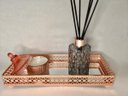 Ver imagem 4 de Bandeja Retangular Espelhada Rosé com Detalhes Vazados 26x11x3,5cm