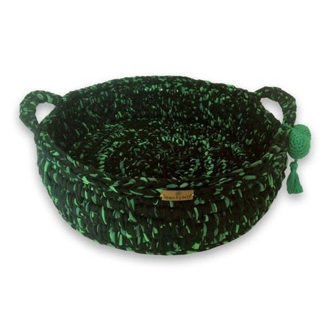 Cama Pet Redonda com Alças Preto com Verde Feito a Mão Fio de Malha Mimosbybeth