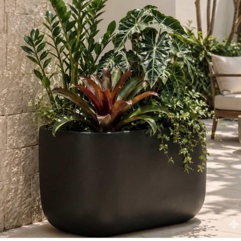 Vaso Jardineira Fibra de Vidro Lisboa Vietnamita 66,5cm Floreira Preto Fosco