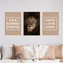 Ver imagem 2 de Kit 3 Quadros Leão Ore Espere Confie 24x18cm - com vidro:Madeira branca