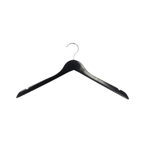 Cabide de Madeira Preto sem Barra – Kit Exclusivo com 25 Unidades