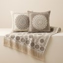 Ver imagem 2 de Kit Manta e Almofadas Decorativas para Sofá Georgia Caramelo - Nexta Casa