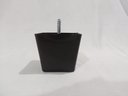 Ver imagem 4 de Kit 6 Pés para Sofa Rack Estofados Modelo Cadency Preto Trapézio Alt 6 Cm