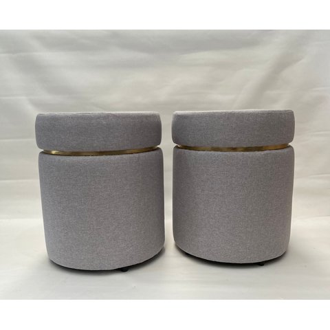 Kit 2 Puff com Cinta Dourada:cinza Escuro