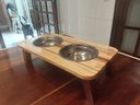Ver imagem 4 de Comedouro Bebedouro Elevado para Cães ou Gatos Duplo Tigela em Inox