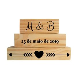 Trio - Data de namoro, casamento e iniciais do casal - em Madeira pinus - 1