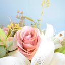 Ver imagem 5 de Arranjo de Flores Artificiais de Rosas e Lírios no Vaso de Vidro Preto