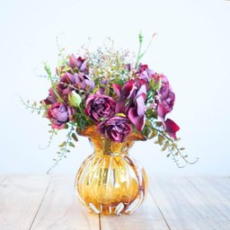 Arranjo de Rosas Marsala Artificiais no Vaso Trouxinha Âmbar | Linha Permanente Formosinha - 8