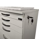 Ver imagem 4 de Mesa Auxiliar Odontológica com Tranca para Todas As Gavetas