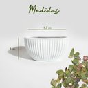 Ver imagem 3 de Vaso Cerâmica Primavera 18x9x9 Cm – Delicadeza e Renovação para Sua Decoração
