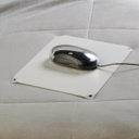 Ver imagem 1 de Mouse Pad Bed - Rígido para Cama ou sofá em Alumínio - Branco