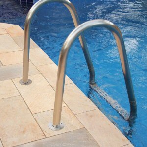 Par de Flange Redonda em Inox para Escada ou Rede de Piscina