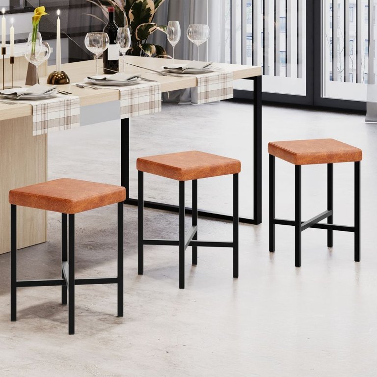 Banqueta Baixa Bar Cozinha Sala de Jantar Preto Stella L02 Couríssimo Camel - Lyam Decor Banqueta Baixa Bar Cozinha Sala de Jantar Preto Stella L02 Couríssimo Camel - Lyam Decor