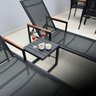 Espreguiçadeira Preta para Piscina Amélia em Aluminio e Tela Sling Braço de Madeira - 9