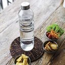 Ver imagem 3 de Garrafa de Vidro com Tampa em Inox 1 Litro - Euro Home