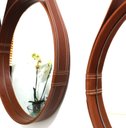Ver imagem 4 de ESPELHO REDONDO DECORATIVO COM MOLDURA ALÇA DE COURO 60CM CARAMELO