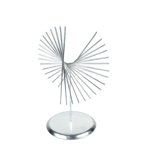 Escultura Enfeite de Ferro Prateado Decorativo para Mesa