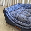 Ver imagem 2 de Cama para Cachorro Toca Quadrada em Corino + Poliéster Azul Lv Média (m) 40 X 40 X 40 Cm