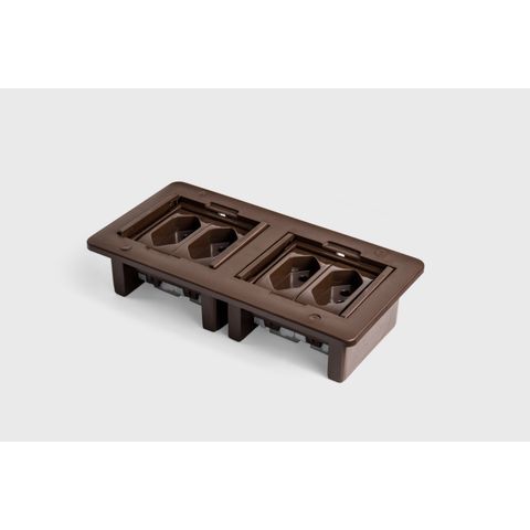 Caixa Retangular de embutir com 4 Tomadas Flex - Marrom