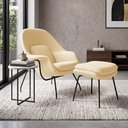Ver imagem 1 de Poltrona Womb Chair com Puff Bouclê Base Preta Linha Premium Leitura Descanso Sala Moderna - Areia