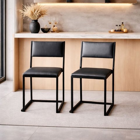 Kit 2 Cadeira Empilhável Preta Assento e Encosto Estofado Preto