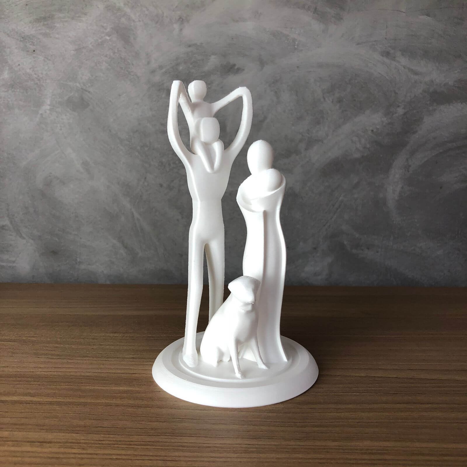 Escultura Decorativa Família com Seu Cachorro Pequena Vegras Branco