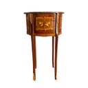 Ver imagem 1 de Mesa de Cabeceira Oval - 70x37x30