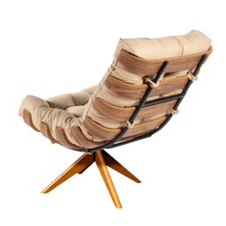 Poltrona com Puff Giratório Costela Couro Legítimo Base Madeira Ma25 - D'Rossi - Couro Bege - 4