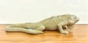 Ver imagem 5 de Decoração Escultura Iguana Dourada em Polirresina Mart 17478