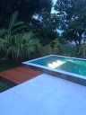 Ver imagem 2 de Piso Atérmico para Piscina ou Sauna 50x50x1,5cm Bahamas Cinza - Areia de Quartzo Ind. Cimentícia