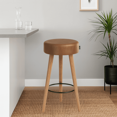 Banqueta Alta 80 Cm Estofada Corino Café Retrô Pé Palito Cozinha Área Gourmet Balcão Bancada