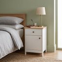 Ver imagem 1 de Mesa de Cabeceira Colonial 44cm com 1 Gaveta 1 Porta Mel Branco