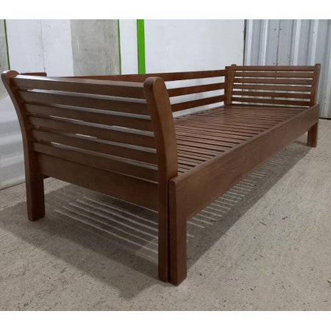 Sofá Cama 2,30l X 90p/1,40aberto X 80a - Móveis de Gramado