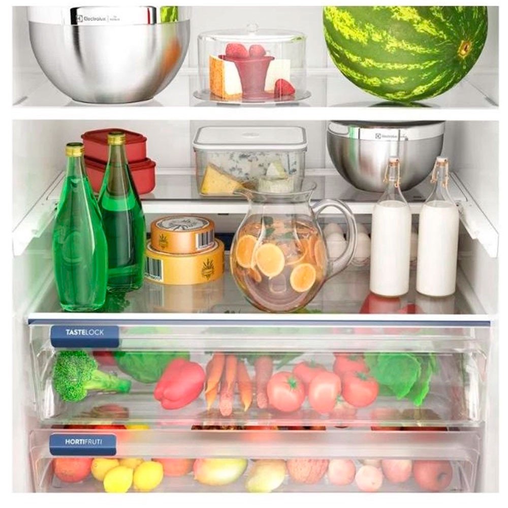 Geladeira Electrolux multidoor experience 581L 4 Portas IQ8S