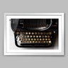 Quadro Fotografia Máquina de Escrever Retrô - 45x30cm - Moldura Padrão Branco - 1