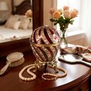 Ver imagem 2 de Porta Joia Oval Vermelho com Dourado com Cristal 6x5cm Organize com Estilo