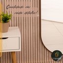 Ver mais imagens de Espelho Grande Oval com Moldura em Metal Decorativo 115 X 50cm