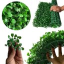 Ver imagem 4 de 7 Painéis de Folhagens Verdes de Buxinho Artificial Ideal para Criar Um Jardim Vertical em Casa