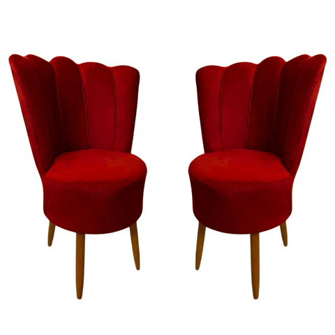 Kit 2 Cadeiras Decorativa Pétala Veludo Premium Pés Retrô Palito Sala e Quarto Vermelho