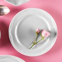 Ver imagem 2 de Prato de Sobremesa Germer Porcelana 20cm Branco Relevo Cottage Avulso Redondo