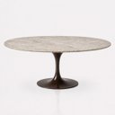 Ver imagem 1 de Mesa de Jantar Saarinen Oval 244x137 cm Tampo Quartzito Taj Mahal e Base Laca Marrom Cacau