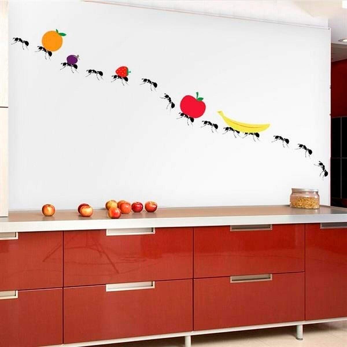 Adesivo para Cozinha Formigas Carregando Frutas-Medio 40x60cm