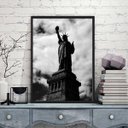 Ver imagem 2 de Quadro Decorativo Estátua da Liberdade Preto e Branca