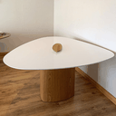 Ver imagem 4 de Mesa de Jantar Orgânica 120x123cm Tampo Laca Branca Base Freijó Laca Branca Personal Art Design