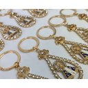 Ver imagem 2 de Chaveiro Dourado Oval Strass Coroa Nossa Senhora Aparecida