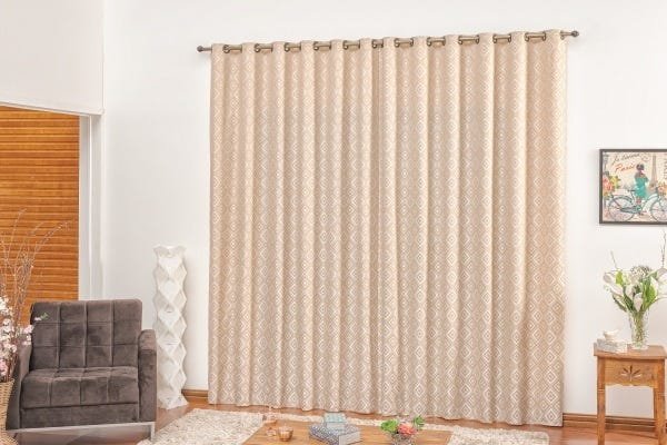 Cortina Estampada Avelã e Palha 3,00m x 2,70m Sala Quarto Ilhós e Varão - Montreal - 1