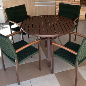 Jogo de Mesa Ripada 90cm + 4 Poltronas para Jardim